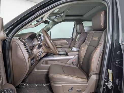 New 2026 RAM 2500 Limited image 13