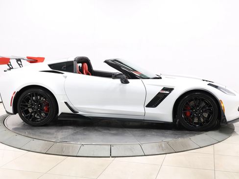 Used 2016 Chevrolet Corvette Z06 w/ 3LZ Preferred Equipment Group RWD image 77