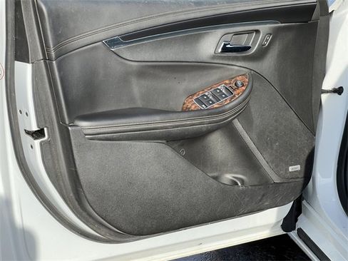Used 2014 Chevrolet Impala LT image 13