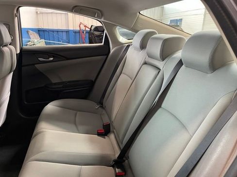 Used 2018 Honda Civic EX image 18