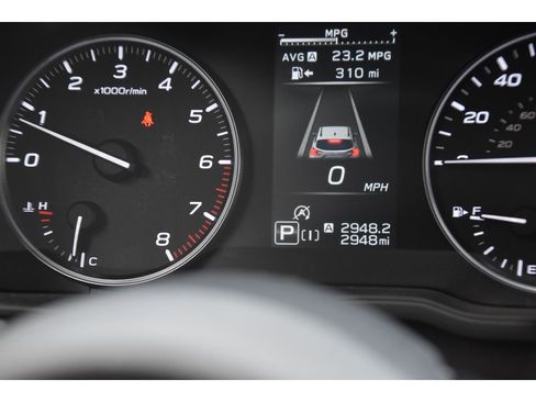 Used 2025 Subaru Crosstrek 2.0i Premium image 18