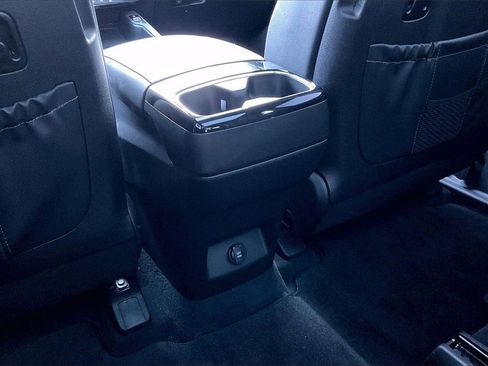 Used 2023 Kia Telluride SX X-Line image 35