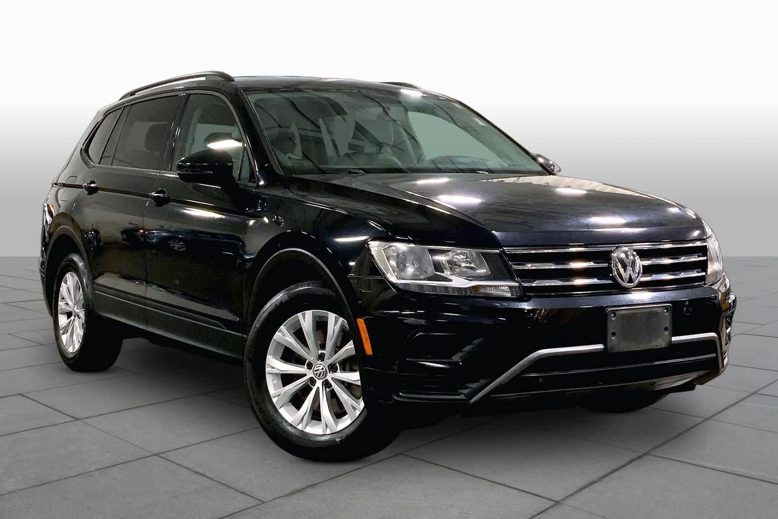Used 2018 Volkswagen Tiguan S w/ 3rd Row Seat Package AWD/4WD image 3