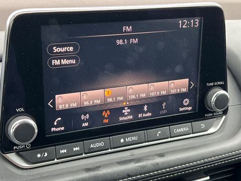 Used 2021 Nissan Rogue SL image 19