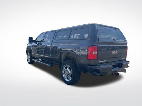 Used 2016 GMC Sierra 2500 Denali w/ Duramax Plus Package image 3