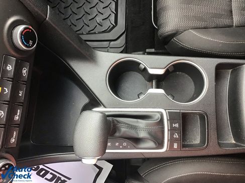 Used 2017 Kia Sportage LX image 39