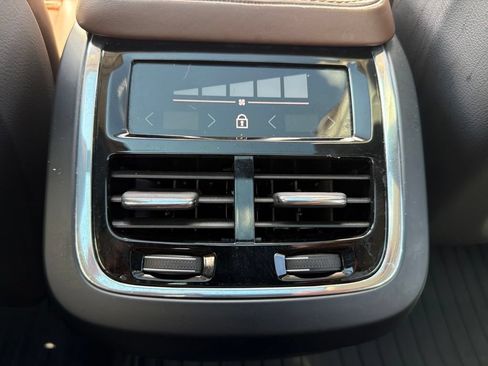 Used 2018 Volvo XC90 T6 Inscription w/ Convenience Package AWD/4WD image 25