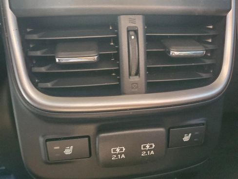 Used 2020 Subaru Outback Touring w/ Popular Package #2 image 21