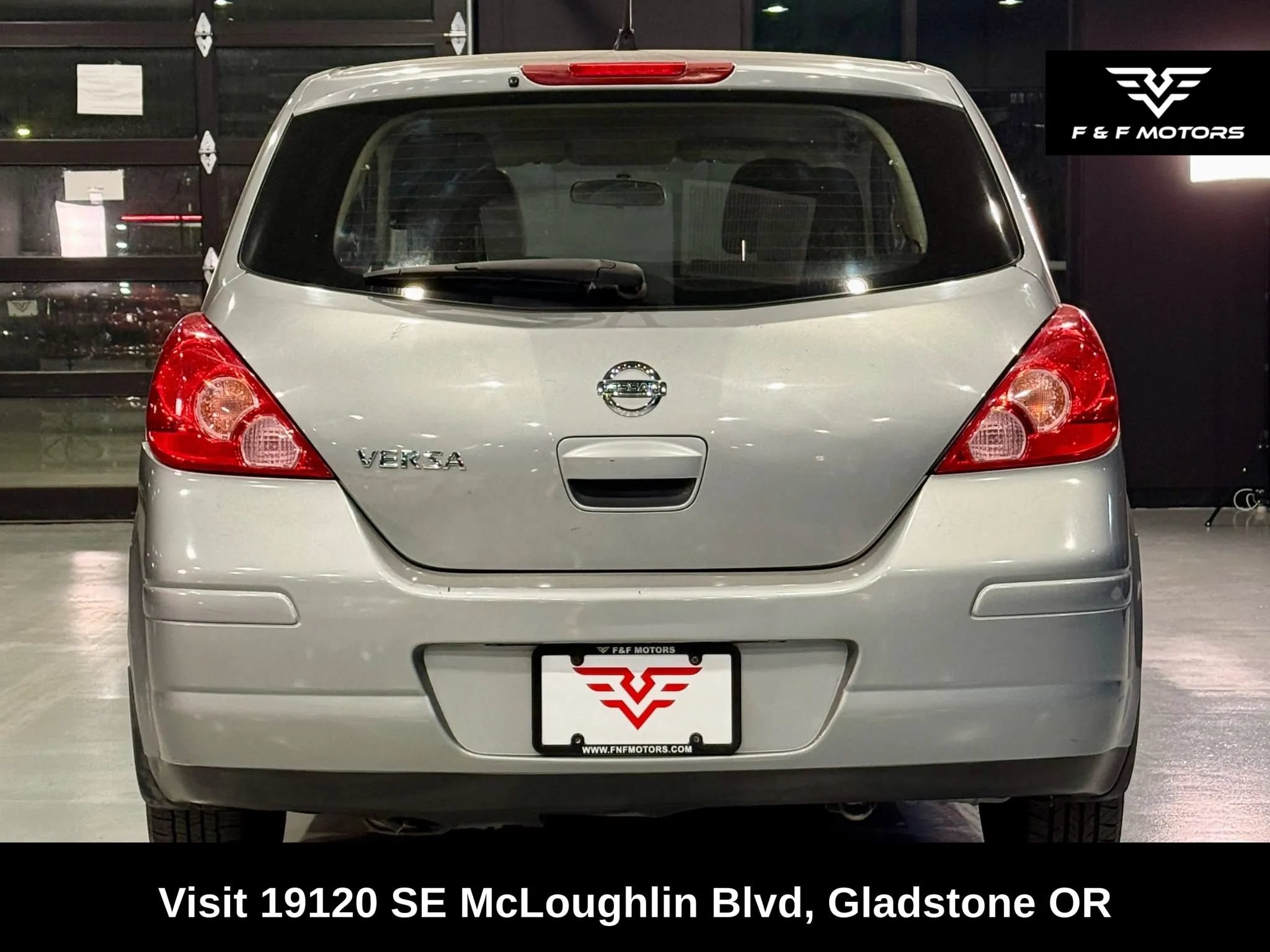 Used 2012 Nissan Versa 1.8 S w/ Plus Pkg FWD image 4
