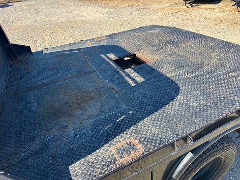 Used 2014 RAM 3500 Tradesman w/ Chrome Appearance Group image 13