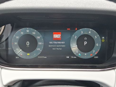 New 2026 Land Rover Range Rover Evoque Hoxton AWD/4WD image 7