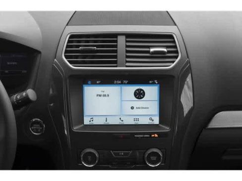 Used 2018 Ford Explorer XLT w/ Equipment Group 202A image 12