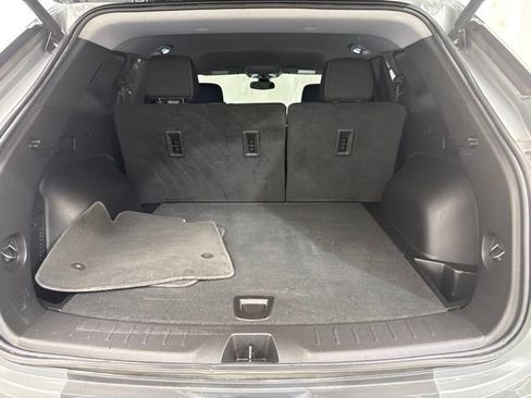 Used 2023 Chevrolet Blazer LT w/ Convenience Package FWD image 10