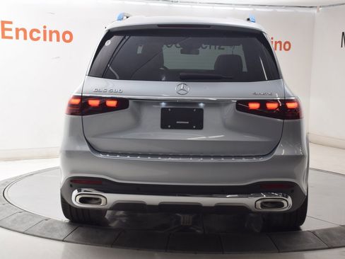 New 2026 Mercedes-Benz GLS 580 4MATIC image 5