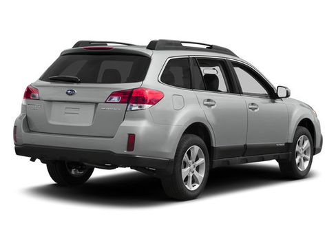 Used 2014 Subaru Outback 2.5i Limited w/ Moonroof Package AWD/4WD image 2