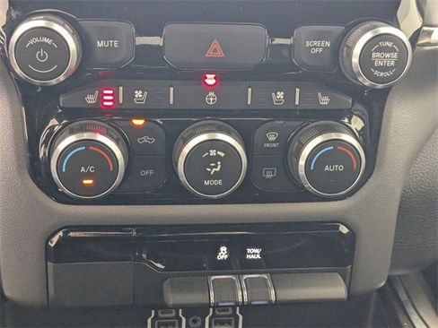 Used 2024 RAM 1500 Laramie image 23