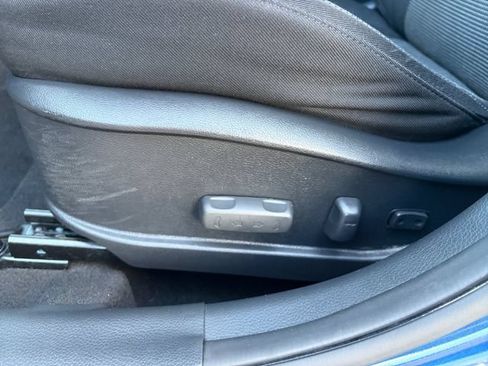 Used 2016 Hyundai Elantra GT FWD image 15