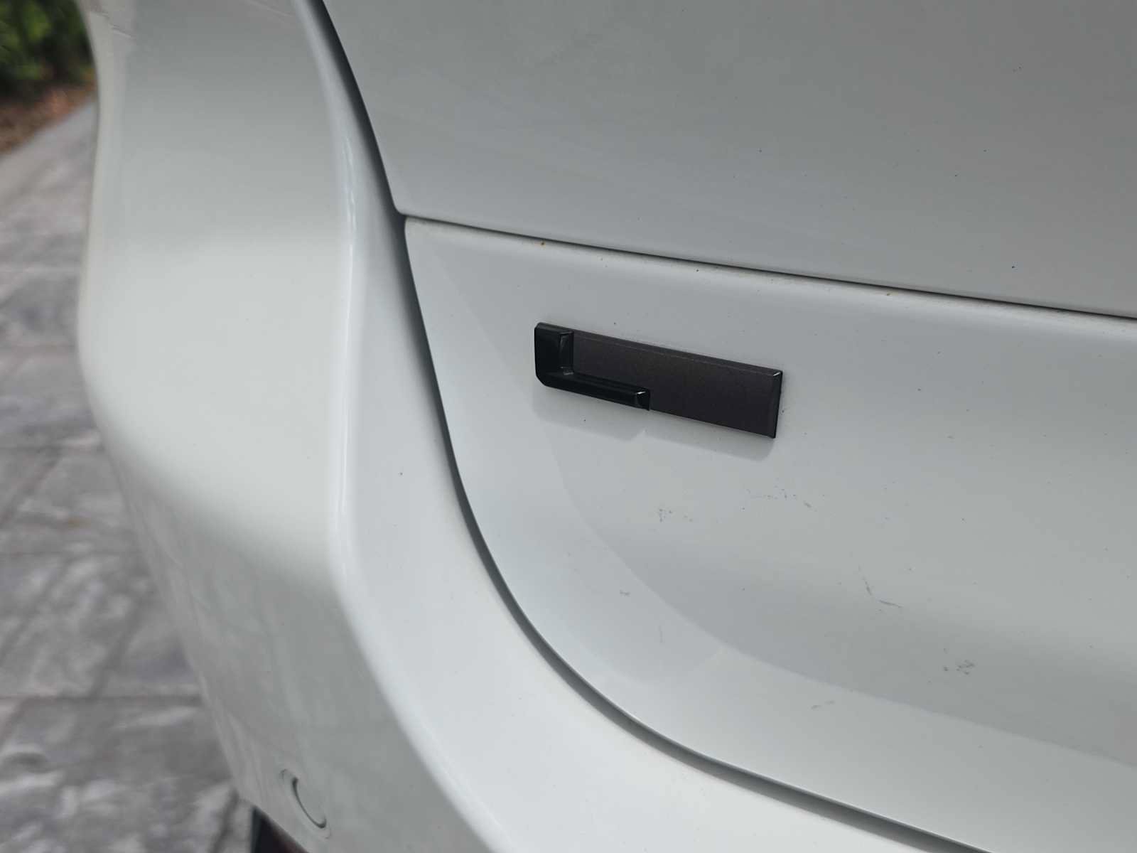 Used 2021 Jeep Grand Cherokee L Laredo RWD image 7
