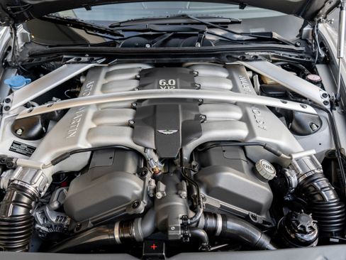 Used 2009 Aston Martin DB9 Volante RWD image 36