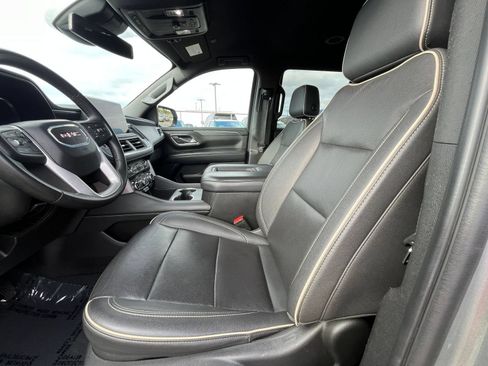 Used 2024 GMC Yukon SLT RWD image 29
