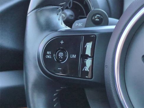 Used 2022 MINI Cooper S w/ Driver Assistance Package image 23