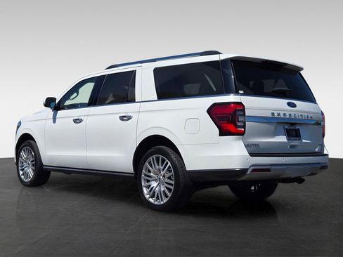 Used 2024 Ford Expedition Max Limited AWD/4WD image 6