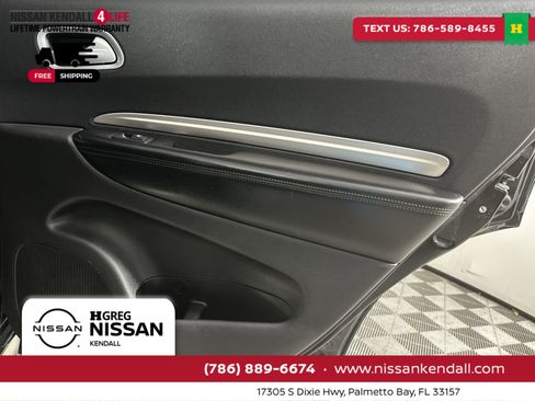 Used 2019 Dodge Durango SXT image 36