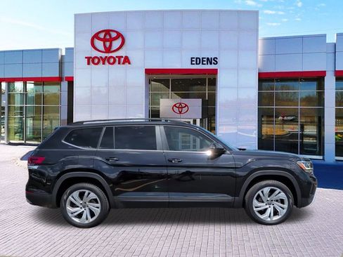 Used 2022 Volkswagen Atlas SE AWD/4WD image 2