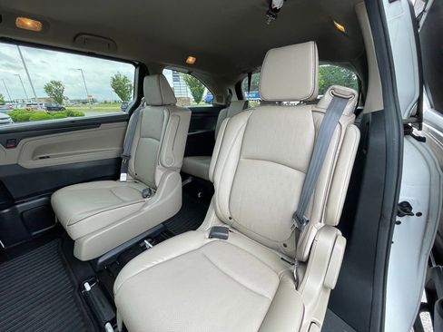 Used 2022 Honda Odyssey Elite image 25