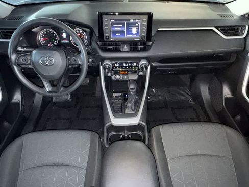 Used 2022 Toyota RAV4 XLE w/ Convenience Package image 24