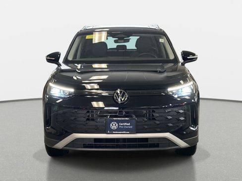 New 2026 Volkswagen Tiguan SE image 2