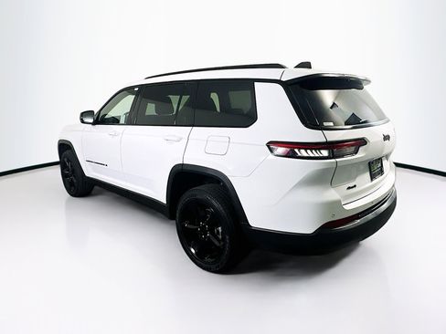 Used 2023 Jeep Grand Cherokee L Laredo AWD/4WD image 5