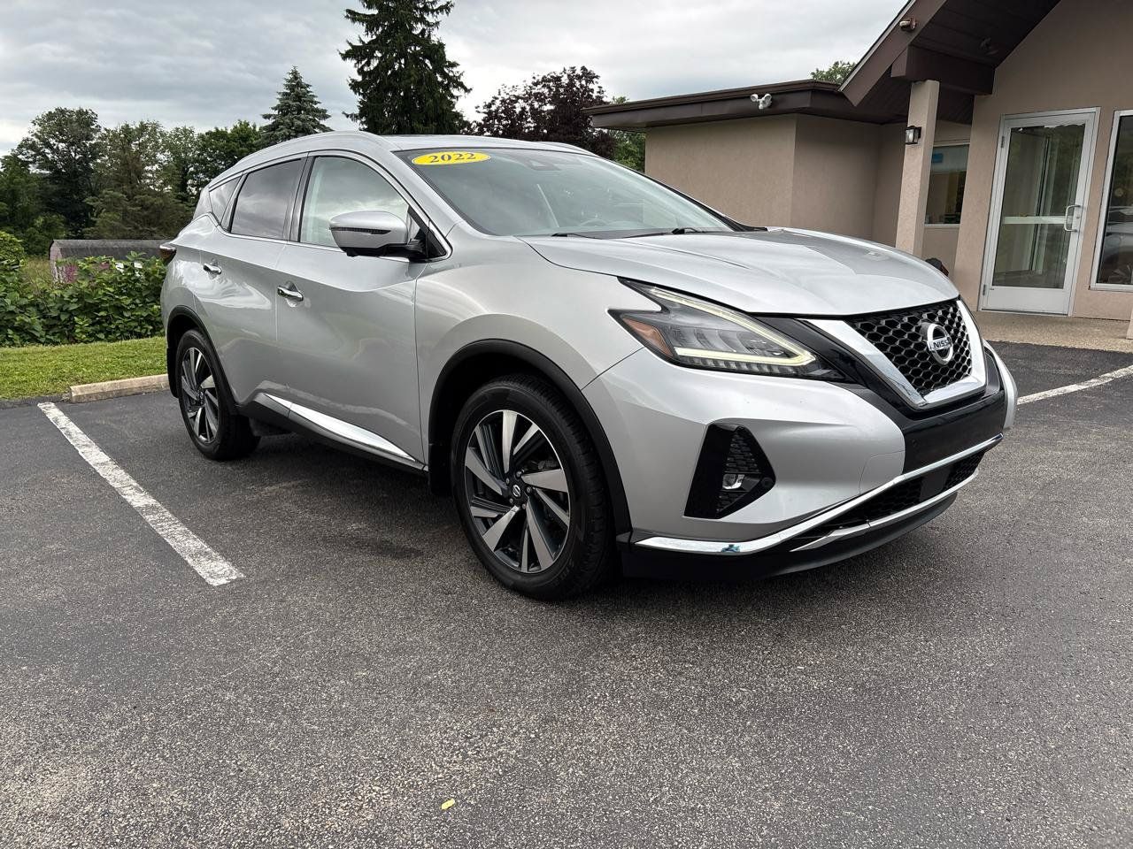 Used 2022 Nissan Murano SL AWD/4WD image 3
