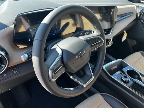 New 2026 Chevrolet Equinox ACTIV w/ Safety and Technology Package image 28