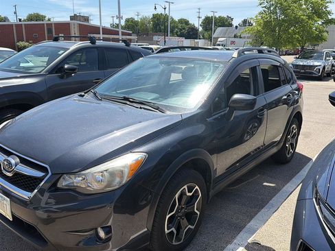 Used 2015 Subaru Crosstrek 2.0i Premium w/ Moonroof Package AWD/4WD image 2