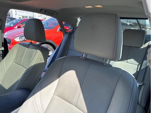 Used 2013 Toyota Avalon Limited image 17