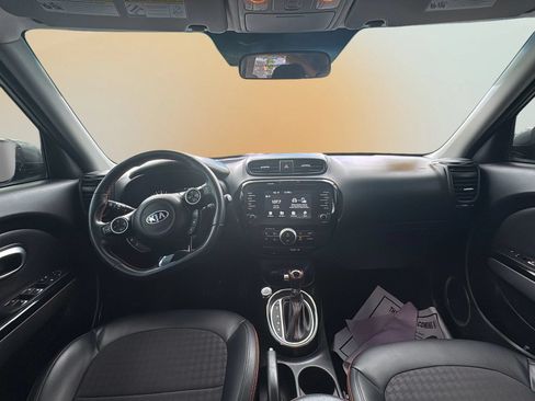 Used 2019 Kia Soul ! FWD image 13