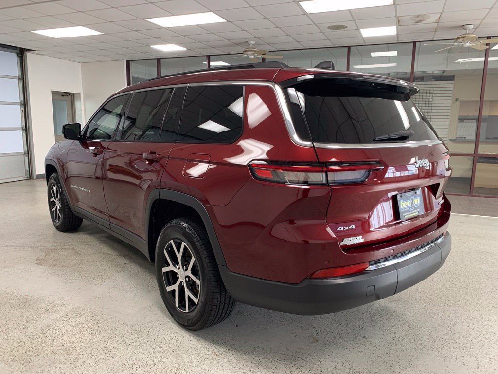Certified 2024 Jeep Grand Cherokee L Limited w/ Trailer Tow Package AWD/4WD image 5