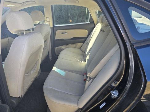 Used 2009 Hyundai Elantra GLS FWD image 10