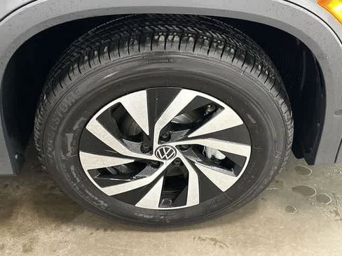 New 2026 Volkswagen Tiguan S AWD/4WD image 5