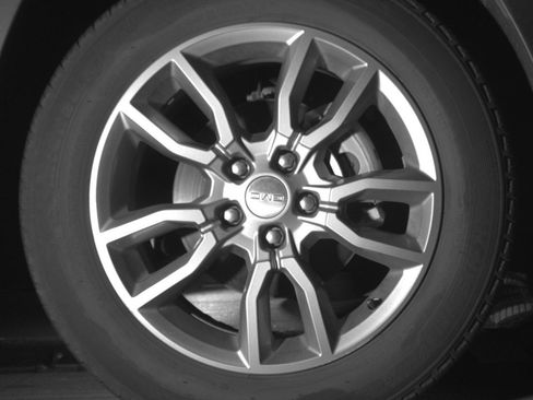 Used 2024 GMC Terrain SLT image 13