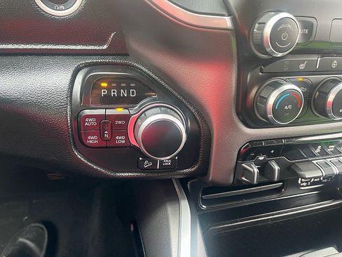 Used 2020 RAM 1500 Big Horn AWD/4WD image 24