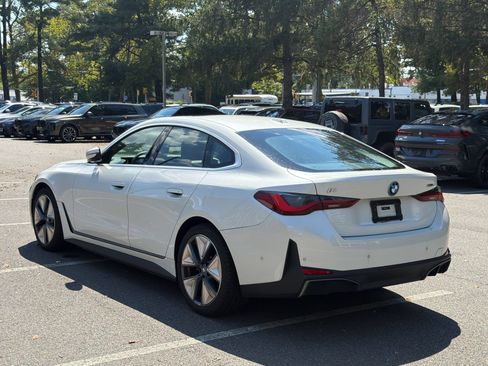 Used 2023 BMW i4 eDrive40 w/ Premium Package RWD image 3