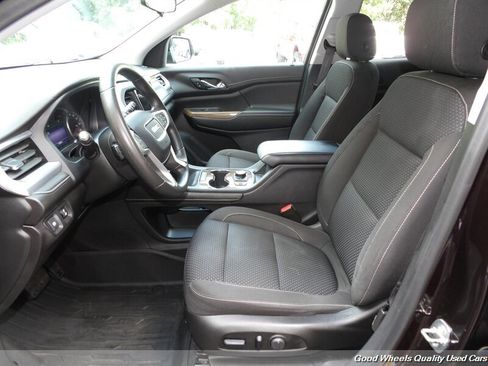 Used 2021 GMC Acadia SLE w/ Driver Convenience Package FWD image 11