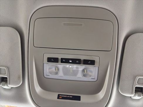 Used 2022 Chevrolet Colorado LT w/ LT Convenience Package image 27