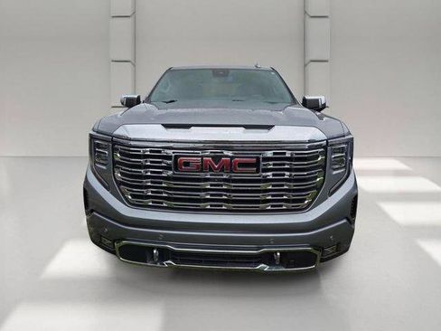 Used 2023 GMC Sierra 1500 Denali AWD/4WD image 2
