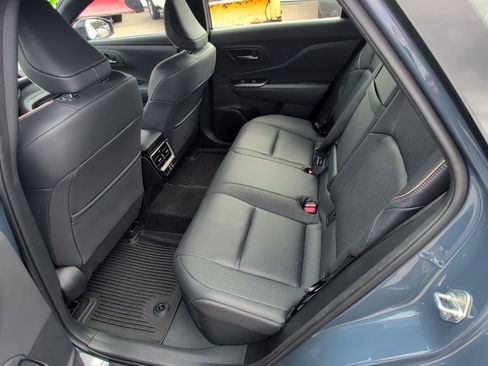 Certified 2025 Toyota Crown Signia image 15