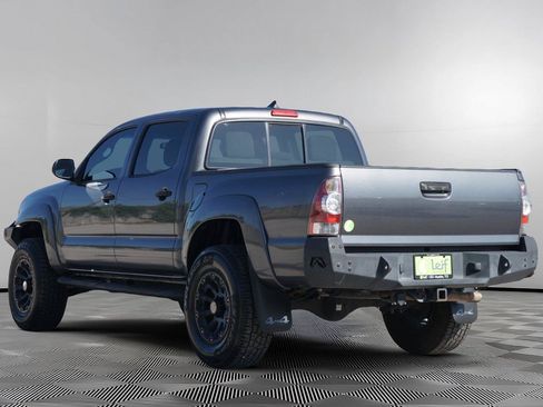 Used 2015 Toyota Tacoma 4x4 Double Cab w/ SR5 Package image 6