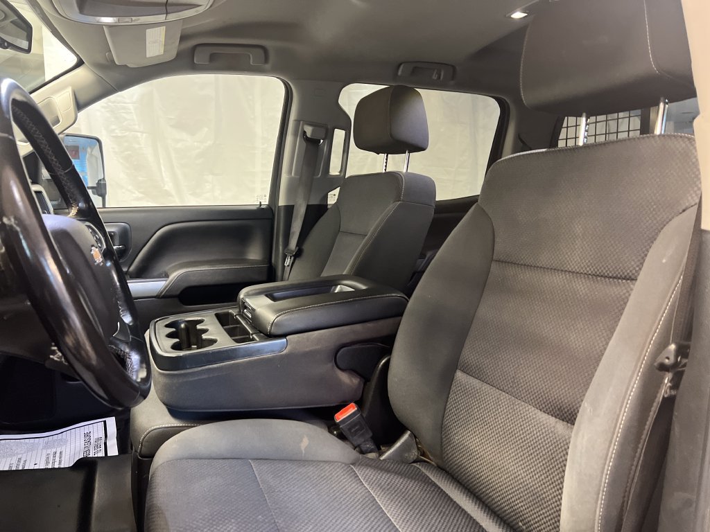 Used 2019 Chevrolet Silverado 2500 LT AWD/4WD image 24