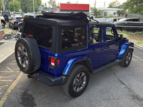 Used 2018 Jeep Wrangler Unlimited Sahara AWD/4WD image 48
